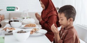 Meneladani kehidupan Rasulullah SAW adalah jalan utama bagi setiap Muslim untuk mendekatkan diri kepada Allah SWT.